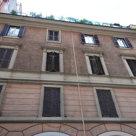 Domenichino Halldis Apartment *