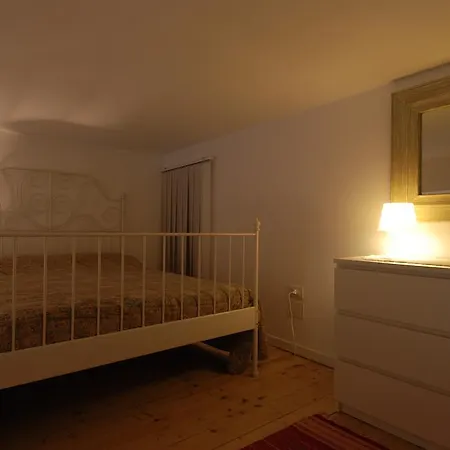 Domenichino Halldis Apartment